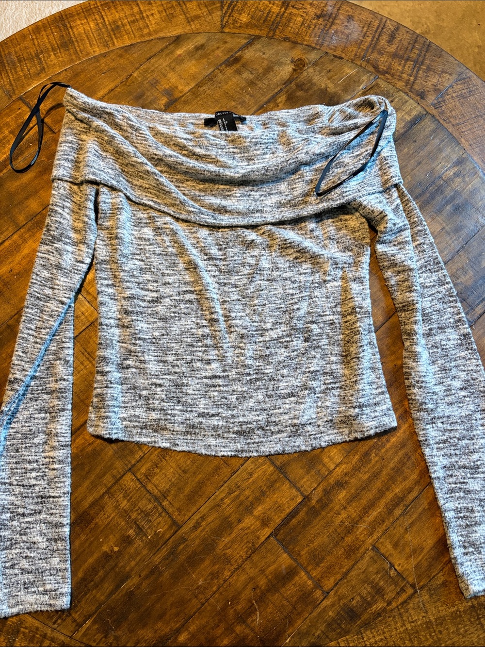 Forever 21 Gray Off-Shoulder Long Sleeve Top